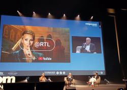 � NEWSBROKER